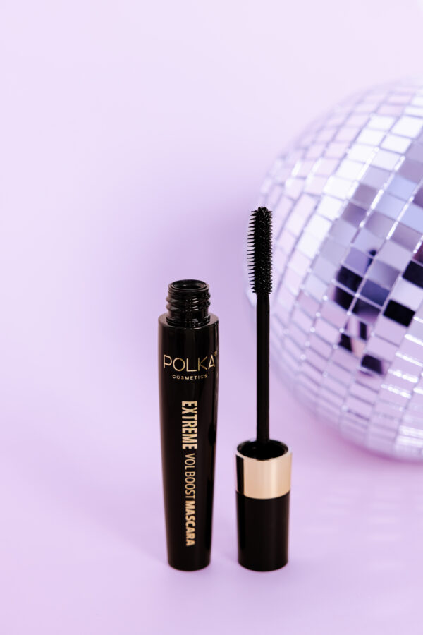 Opakowanie i szczoteczka tuszu do rzęs Mascara Extreme Vol Boost